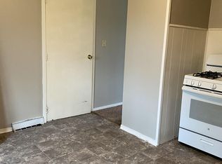965 Valleyview Dr, Marion, IA 52302