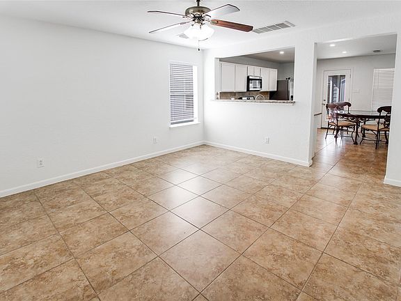3rd image of 11346 Log Cabin Ln