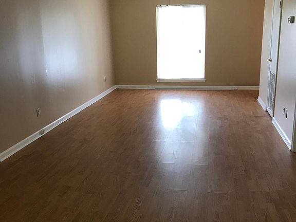 4th image of 4663 Cary Ln
