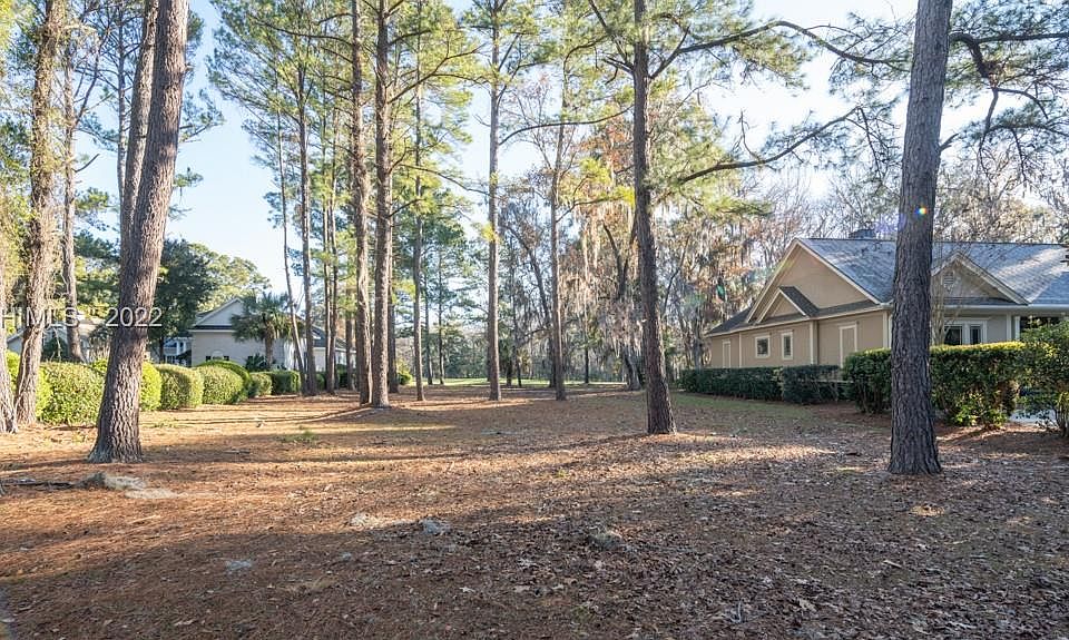 1st image of 15 Summerton Dr