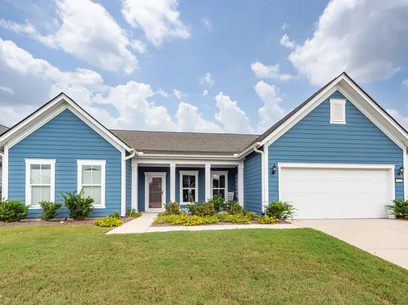 202 Potters Pass Dr, Summerville, SC 29486