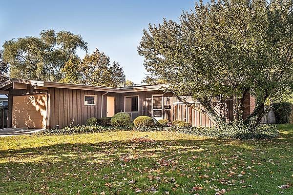 1st image of 908 Holmes Ave