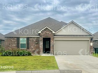 402 Mango Dr, Lafayette, LA 70507