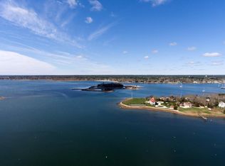 534 Point Rd, Marion, MA 02738