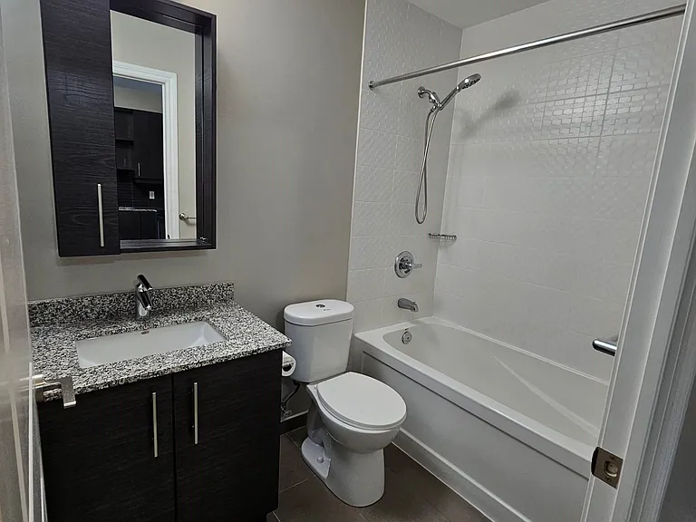 325 S Park Rd #511 — Photo 15
