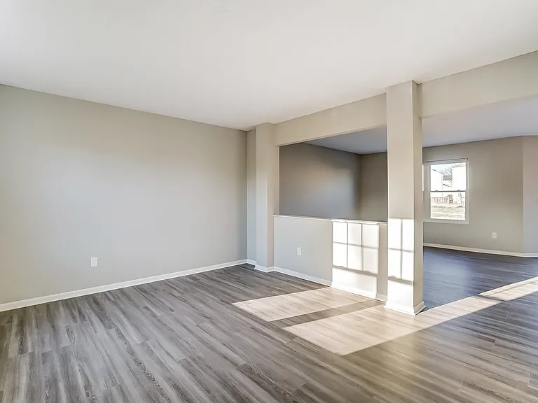 6721 Bedington Ln — Photo 5