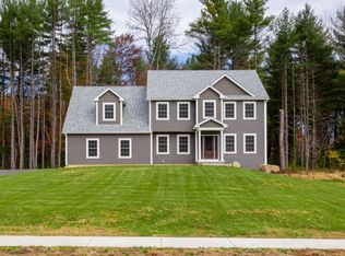 15 Angelica Dr, Westfield, MA 01085