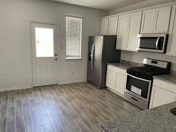 2nd image of 25588 Northpark Palm Dr