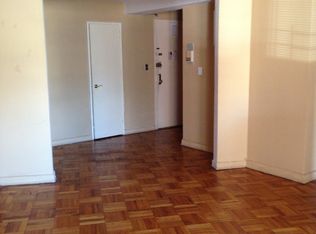 8515 Main St APT 12M, Briarwood, NY 11435