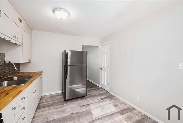 1612 Washington Ave #3 — Photo 2