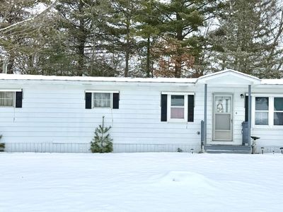 18 Centerwood Drive, Concord, NH, 03301