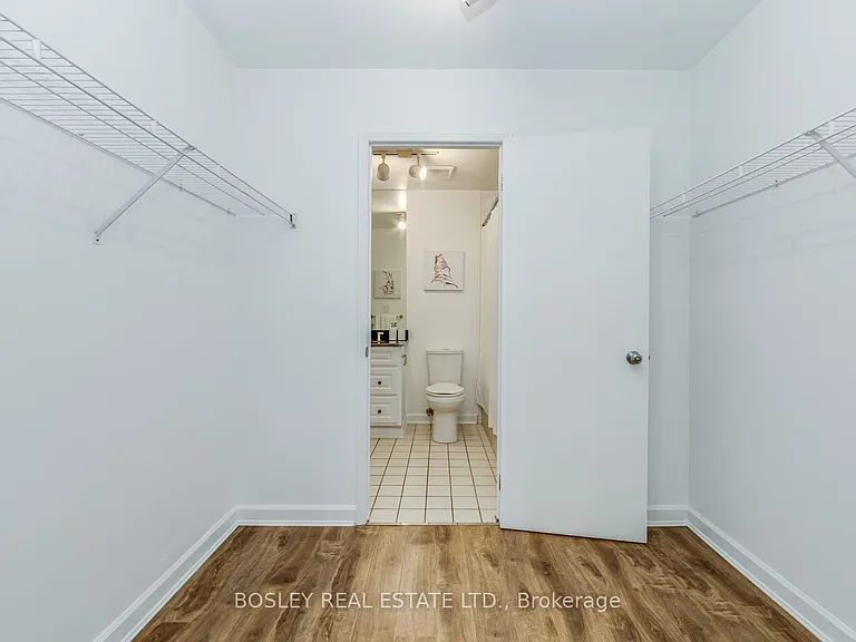 500 Richmond St W #319 — Photo 18