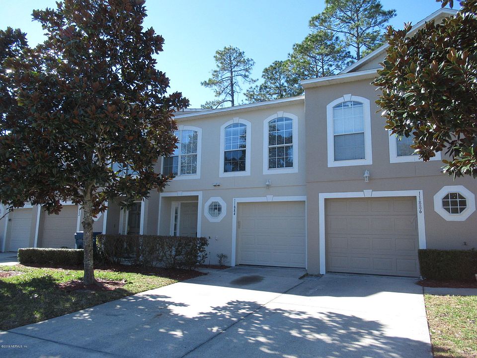 1st image of 11884 Lake Bend Cir