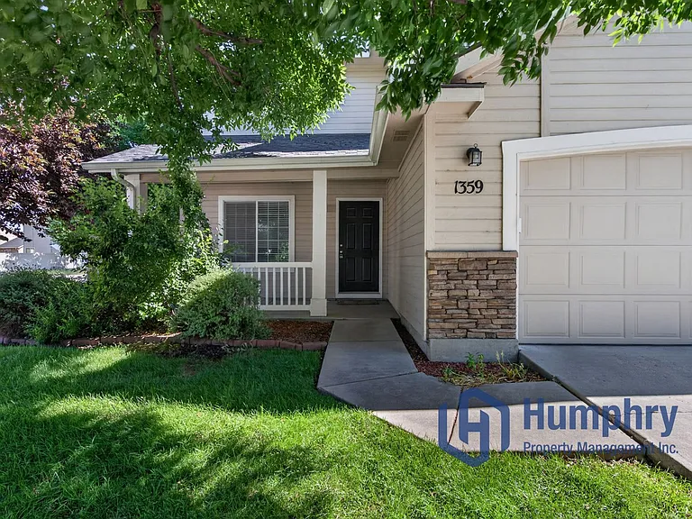 1359 E Palermo St — Photo 3