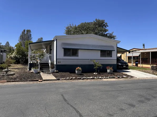 812 Mountain Shadows Boulevard, Redding, CA 96001