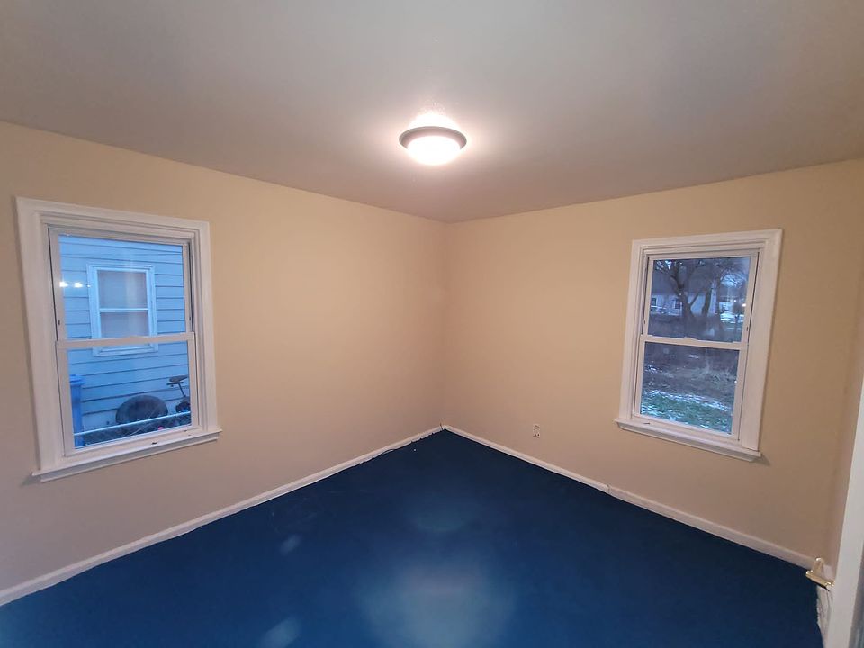 2nd image of 95-97 Dwight St #1