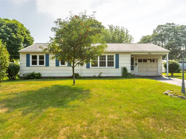 208 Barcrest Dr, Rochester, NY 14616