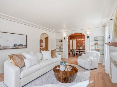 844 W 74th St, Los Angeles, CA, 90044