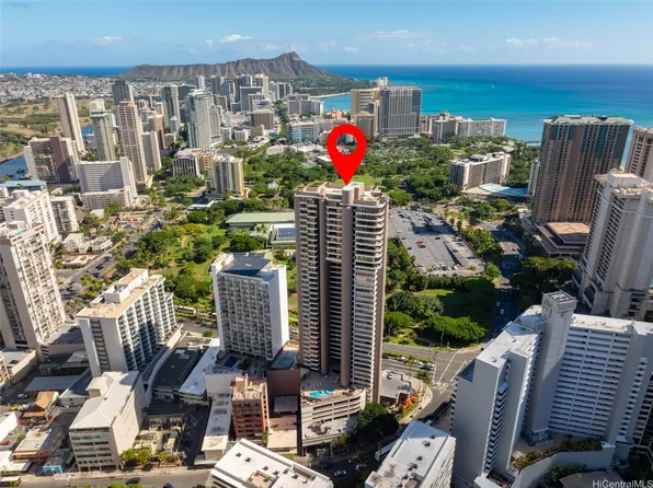 1910 Ala Moana Blvd APT 32A, Honolulu, HI 96815