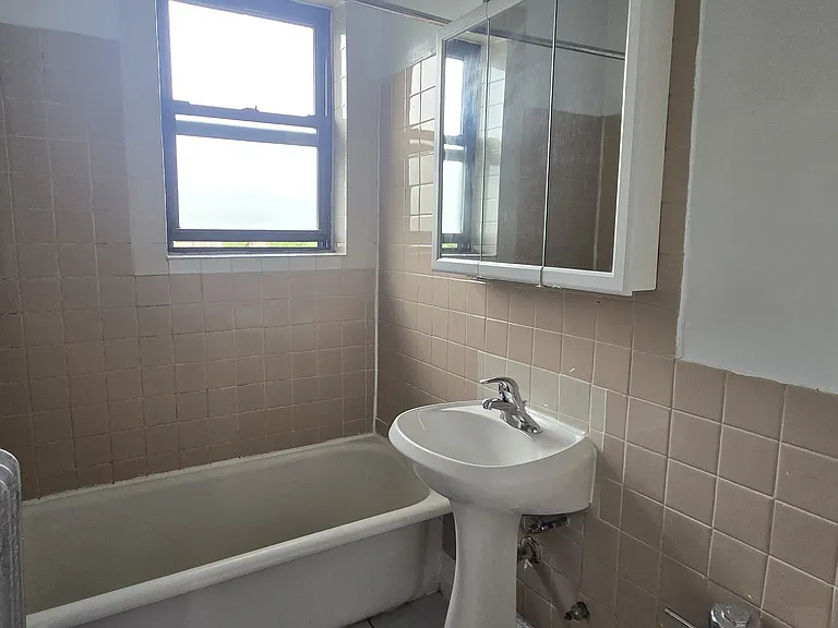 1717 W North Shore Ave #3A — Photo 6