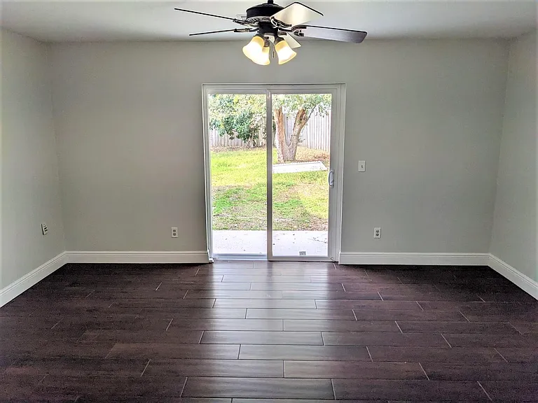 9515 Woodbreeze Blvd — Photo 6