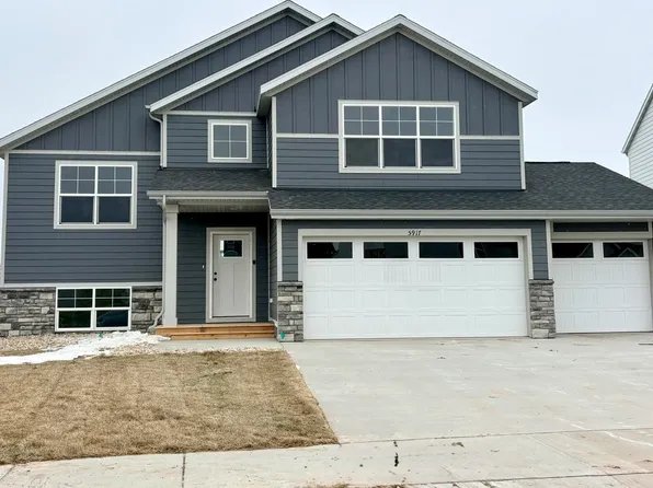 5917 S Coneflower Ave, Sioux Falls, SD 57108