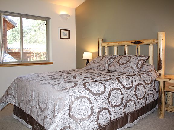 2nd image of 11403 Northwoods Blvd