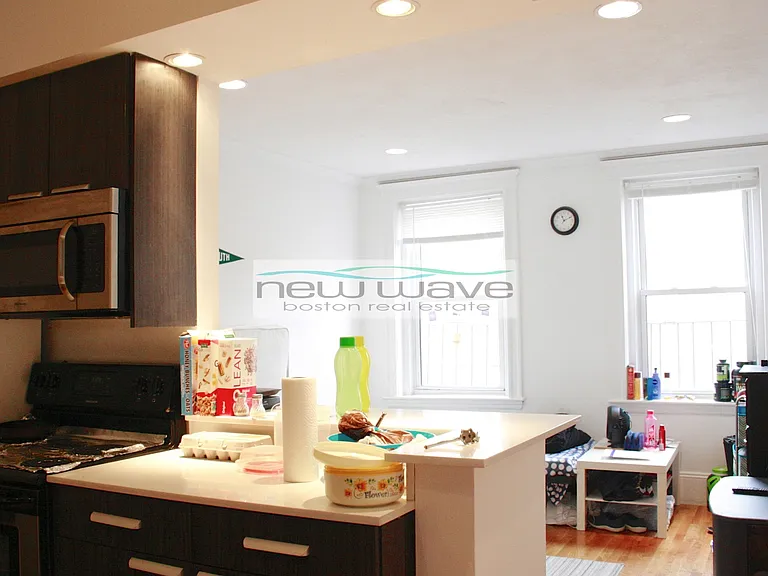 51 Queensberry St #21 — Photo 1