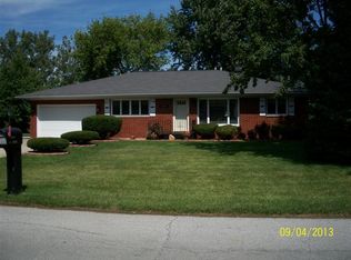 1636 Deer Valley Rd, Crown Point, IN 46307