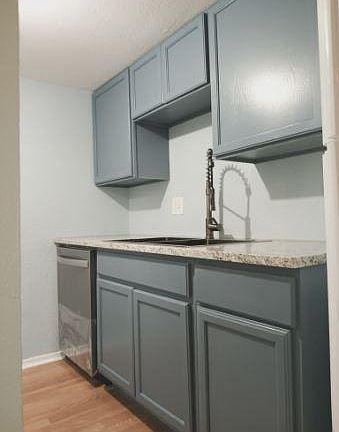 2nd image of 811 S Mesquite St APT 4