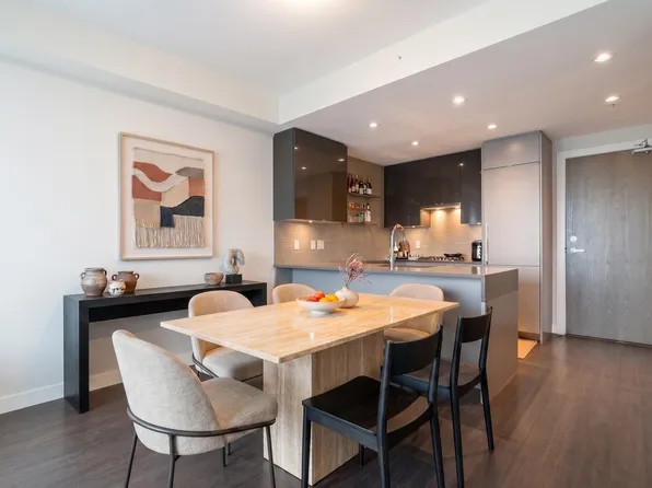 4508 Hazel St #3808, Burnaby, BC V5H 0E4