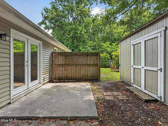 5th image of 6700 Batsonwood Court