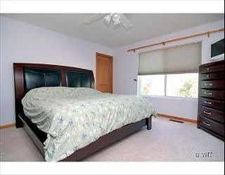 3rd image of 753 Admiral Ct