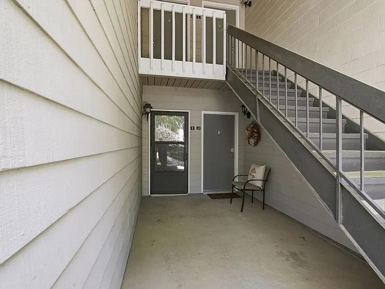 2900 Heathstead Pl #I — Photo 2