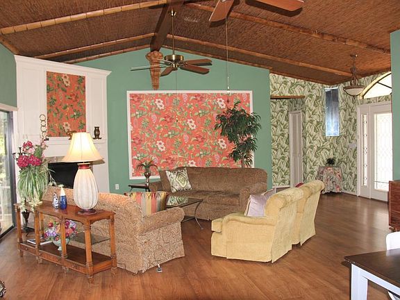 5th image of 1115 Twin Laurel Blvd