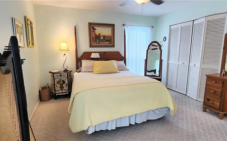 109 Georgetown Blvd #109 — Photo 15