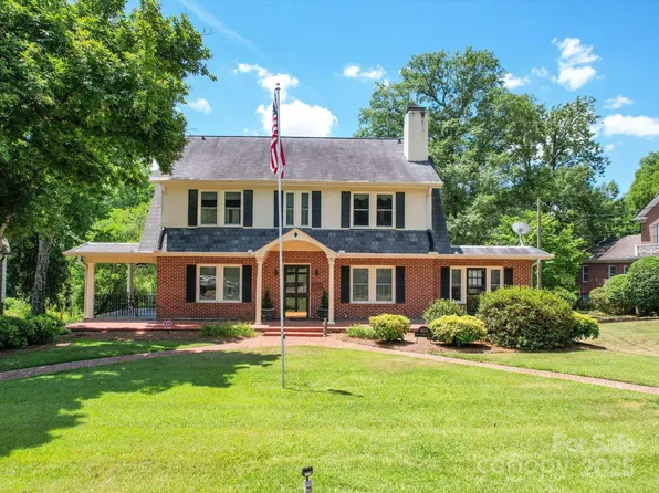 W Wade St, Wadesboro, NC