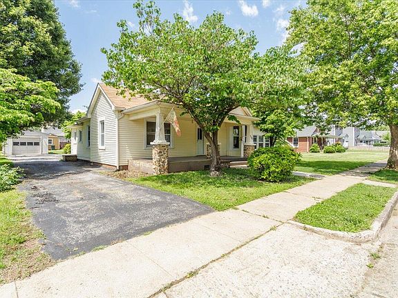 2nd image of 710 Bowman Ave