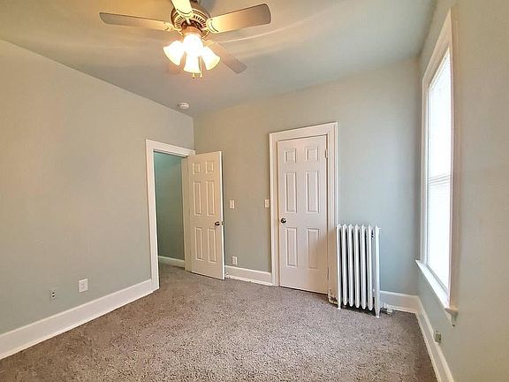 5th image of 3453 N Oakland Ave #A