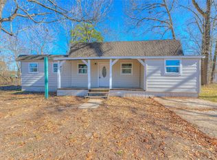 328 W Sherwood Dr, Livingston, TX 77351