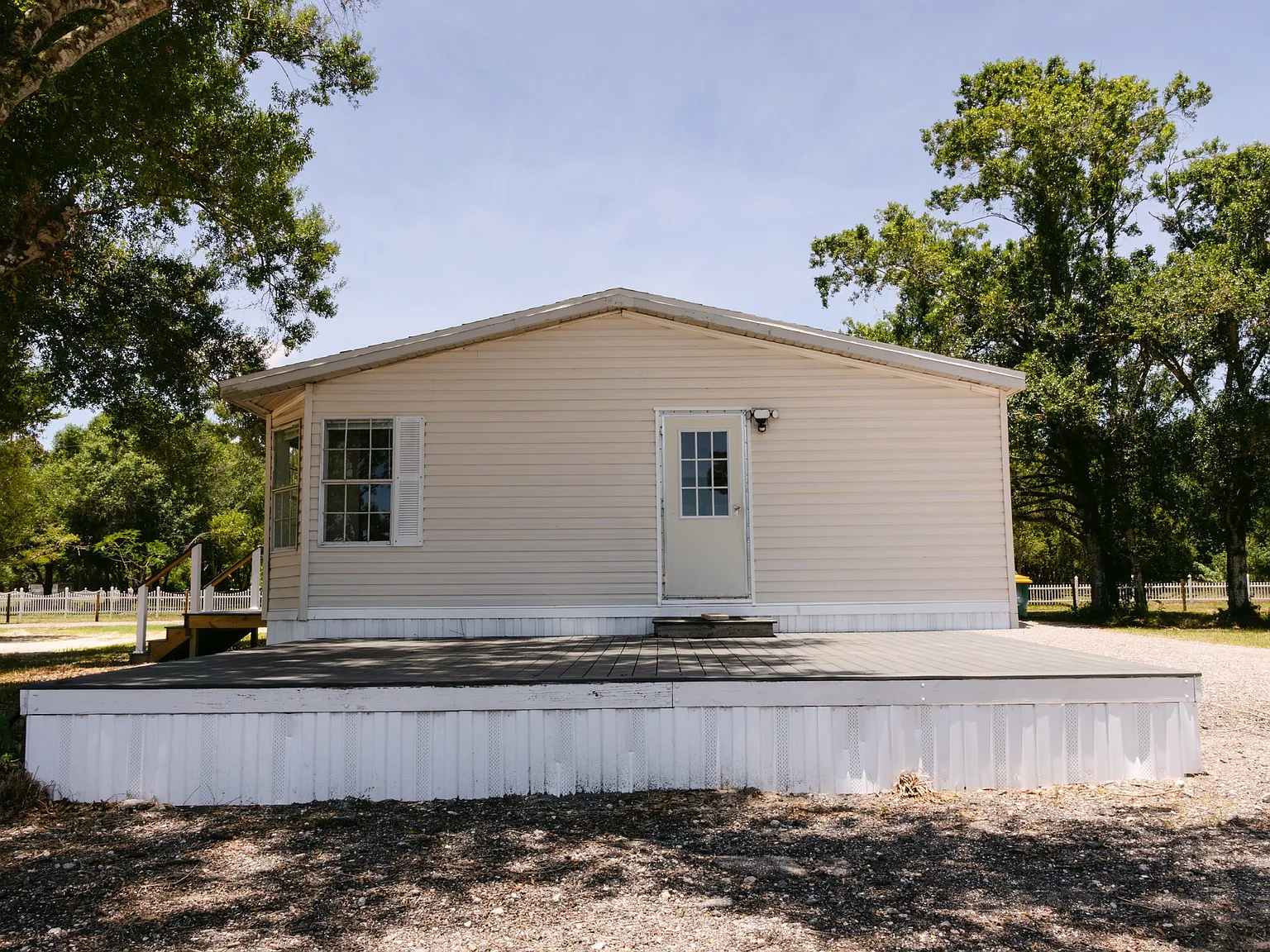 3 bed, 1144 sqft, $2,750 — Photo 2