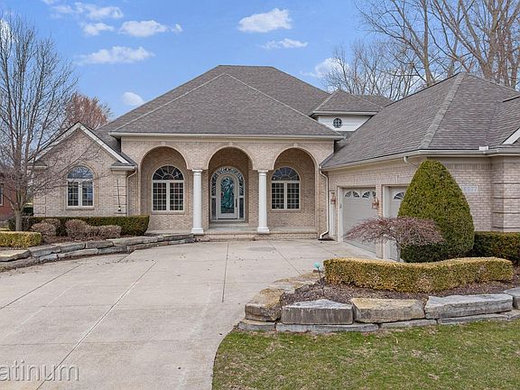 2nd image of 48877 Point Lakeview Dr