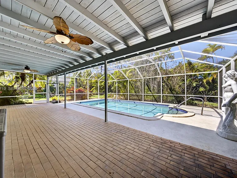 10142 SW 79th Ave — Photo 48