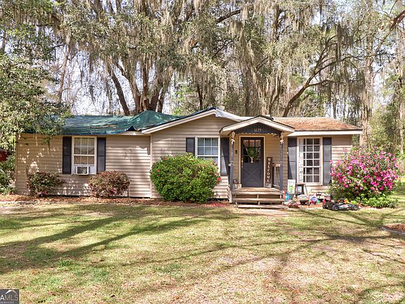 3rd image of 1679 Hodgeville Rd