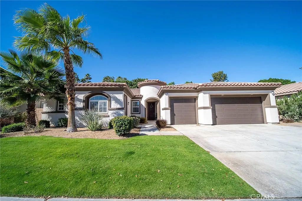 4 bed, 3.5 bath, 2905 sqft, $5,900 — Photo 1