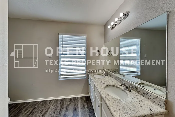 8516 Star Thistle Dr — Photo 12