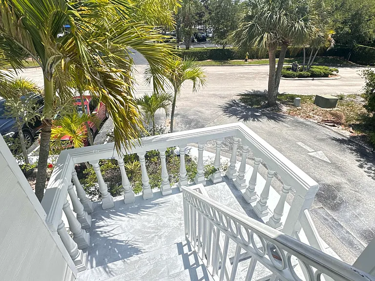 1727 Jimmy Buffett Mem Hwy #208 — Photo 11