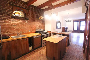 Rented by George Agiovlasitis, LREB