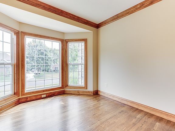Office or bonus room