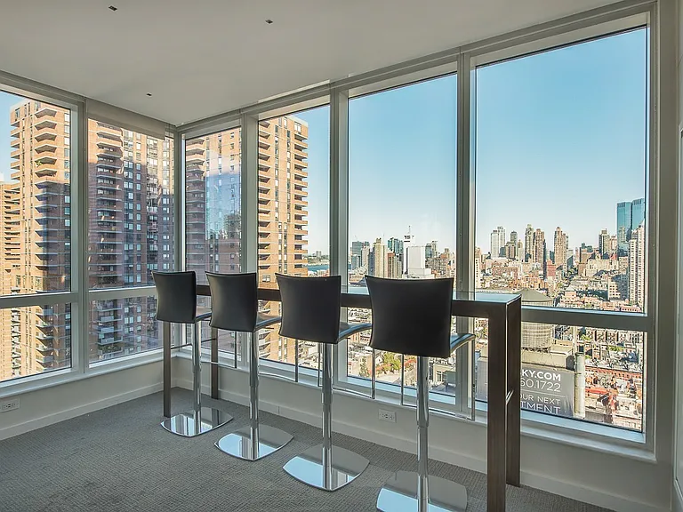 350 W 42nd St #45A — Photo 12
